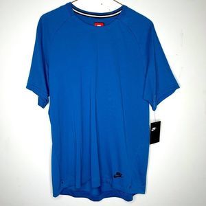 Nike Men’s Athletic Shirt..